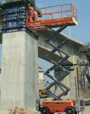 升降平台车用于高架桥建设